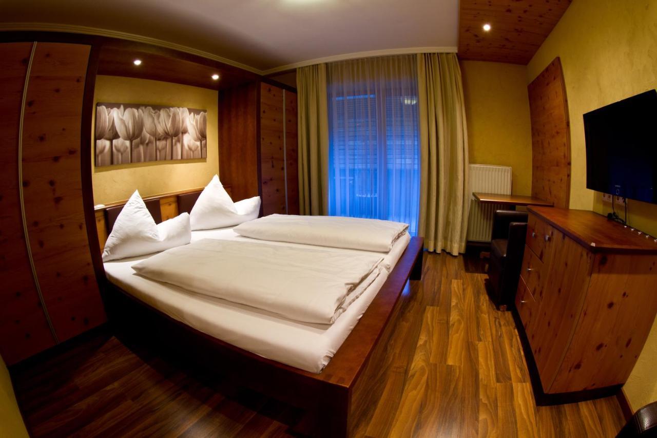 Familien Hotel Mozart Ried im Oberinntal Εξωτερικό φωτογραφία