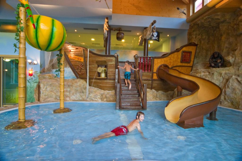 Familien Hotel Mozart Ried im Oberinntal Εξωτερικό φωτογραφία