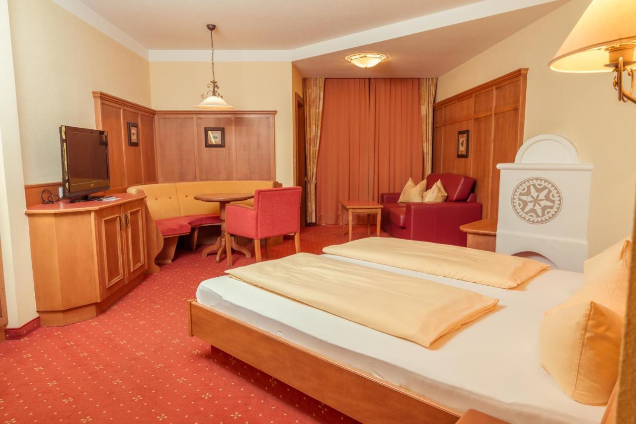 Familien Hotel Mozart Ried im Oberinntal Εξωτερικό φωτογραφία